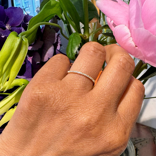 Bague 57.5 Bague demi-alliance en or jaune 14k et diamants 58 Facettes 5D26858F9BE3403CBCF5933D432E2585