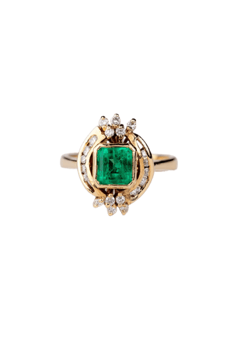 Bague 54 Bague des années 50 en or jaune 18 carats, émeraude et diamants 58 Facettes A-031