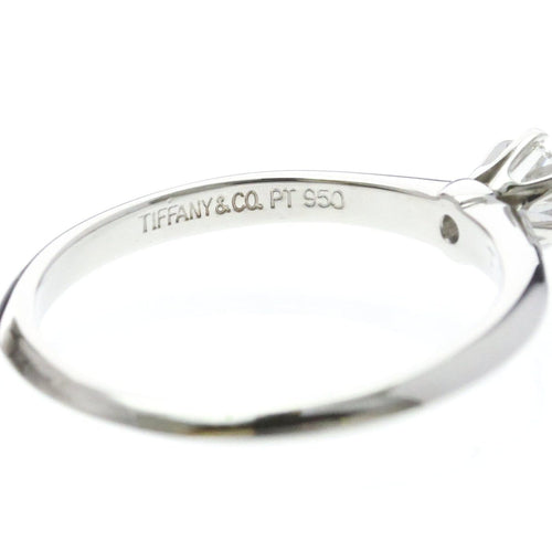 Bague Tiffany & Co. - Bague solitaire Tiffany Setting en platine avec diamant taille brillant G/VVS2 58 Facettes a1p96qrmuf