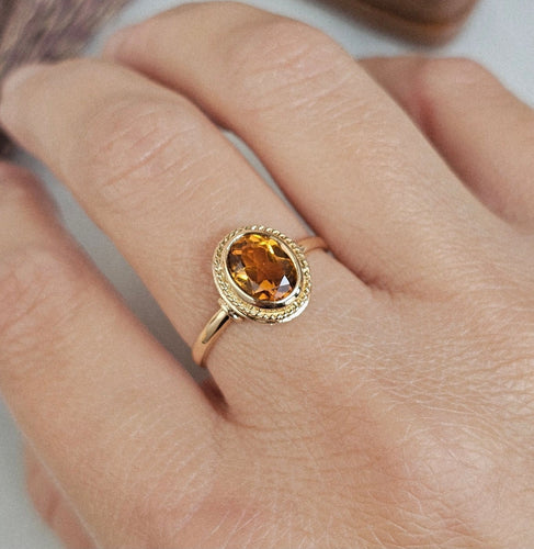 Bague 58 Bague ancienne en or rose 18 carats avec citrine 58 Facettes 767