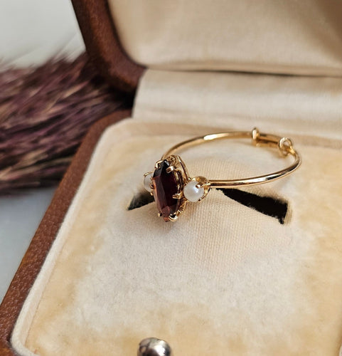 Bague 51.5 Bague trilogie en or rose 18 carats, grenat et perles de culture 58 Facettes 772