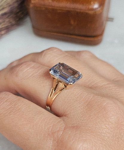 Bague 55 Bague cocktail en or rose 18 carats avec spinelle synthétique bleu 58 Facettes 770