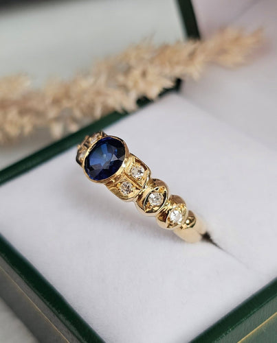 Bague 55.5 Bague en or jaune 18 carats, saphir Verneuil synthétique et diamants 58 Facettes 623
