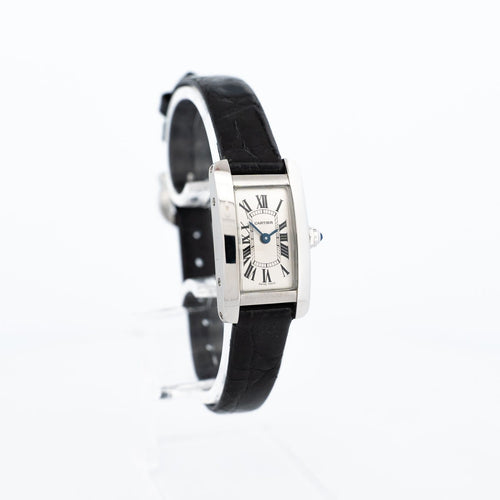 Montre Cartier - Montre Tank Américaine Mini à cadran argenté et chiffres romains 58 Facettes 617