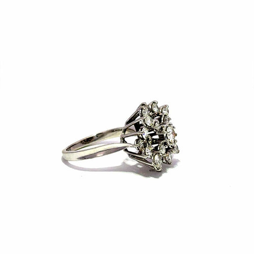Bague 53 Bague cocktail en or blanc 750, diamants et motif floral 58 Facettes 50546