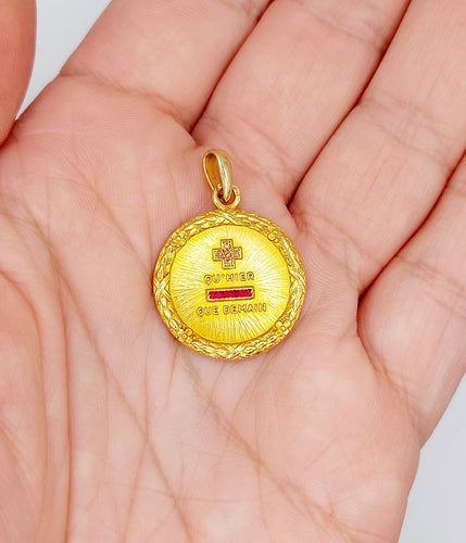Pendentif Augis - Pendentif médaille d’amour en or 18k, diamant et rubis 58 Facettes A08036