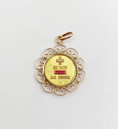 Pendentif Augis - Pendentif médaille d’amour en or 18k, diamant et rubis 58 Facettes A08038