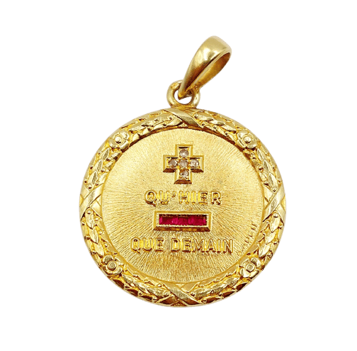 Pendentif Augis - Pendentif médaille d’amour 27 mm en or 18k, diamant et rubis 58 Facettes A08039