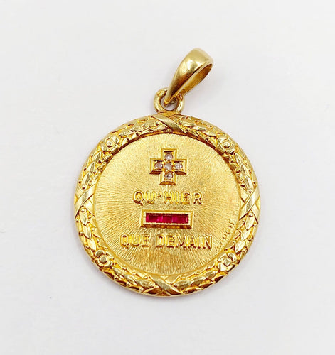 Pendentif Augis - Pendentif médaille d’amour 27 mm en or 18k, diamant et rubis 58 Facettes A08039