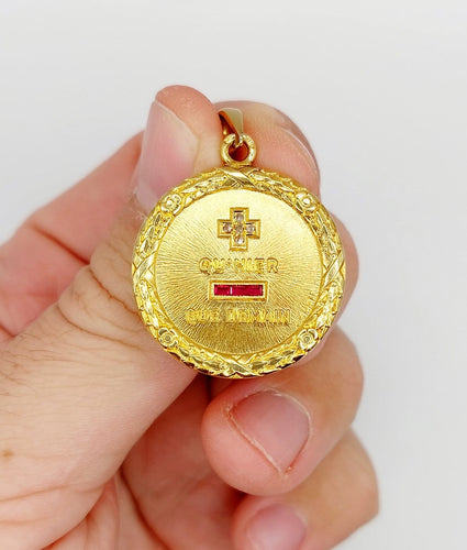 Pendentif Augis - Pendentif médaille d’amour 27 mm en or 18k, diamant et rubis 58 Facettes A08039