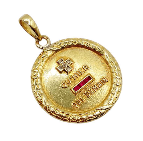 Pendentif Augis - Pendentif médaille d’amour en or 18k, diamant et rubis, 27 mm, vers 1950 58 Facettes A08040