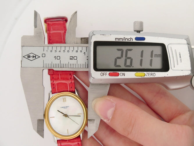 Montre Chaumet - Montre 25A à quartz, acier et plaqué or jaune, cadran en nacre 58 Facettes 277378
