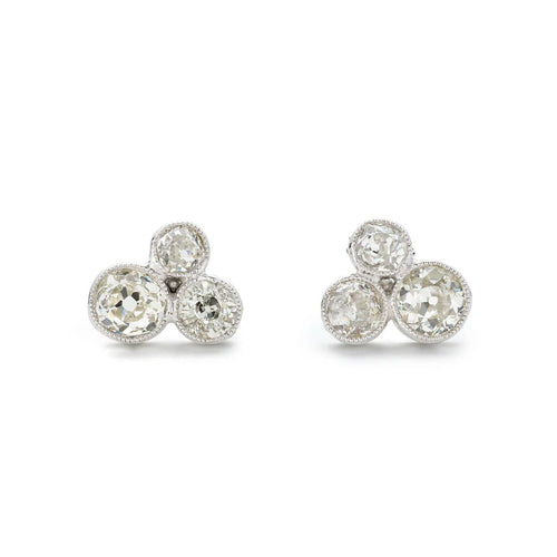 Boucles d'oreilles Boucles d’oreilles - Trois diamants taille ancienne en platine, style édouardien 58 Facettes EW-0014