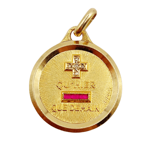 Pendentif Augis - Pendentif médaille d'amour en or 18k, rubis et diamants taille rose 58 Facettes A08042