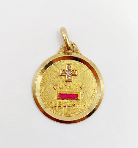 Pendentif Augis - Pendentif médaille d'amour en or 18k, rubis et diamants taille rose 58 Facettes A08042