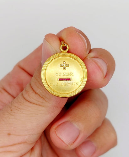 Pendentif Augis - Pendentif médaille d’amour en or 18k, diamants et rubis, vers 1960 58 Facettes A08041