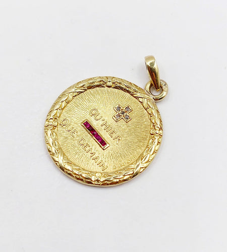 Pendentif Augis - Pendentif médaille d’amour en or 18k, diamant et rubis 58 Facettes A08044