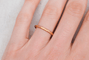 Bague 54 Alliance biseautée en or jaune 18 carats, 1,7 mm 58 Facettes 4208