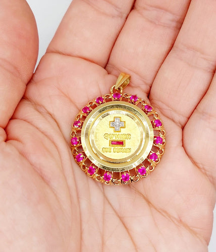 Pendentif Augis - Pendentif médaille d’amour en or 18k, diamants et rubis 58 Facettes A08047