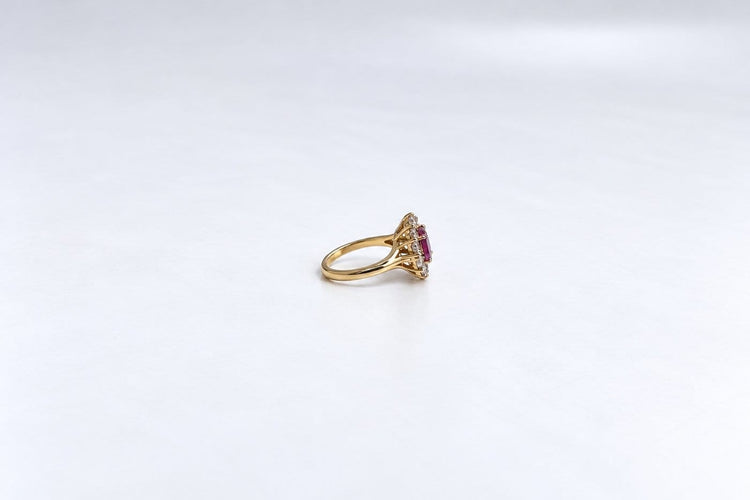 Bague 52 Bague marguerite carrée en or jaune 18k, rubis et diamants 58 Facettes LP1959/MLNNB