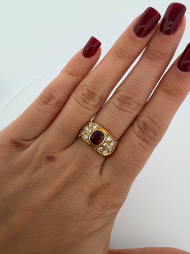 Bague 53 Bague en or jaune 18 carats, rubis et diamants 58 Facettes 605/26 B