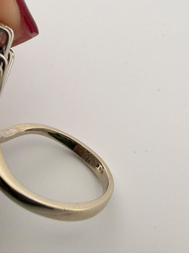 Bague 52 Bague en or blanc 18k, rubis et diamants 58 Facettes 605/26 L