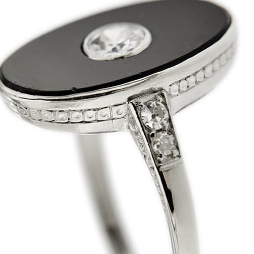 Bague 56 Bague Art déco en platine avec onyx et diamants 58 Facettes 37817