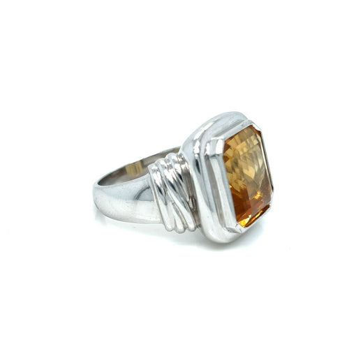 Bague 56 Bague en or blanc 18 carats avec citrine estimée à 9 carats 58 Facettes Bague-0036