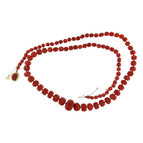 Collier Collier de corail méditerranéen avec fermoir susta en or jaune 58 Facettes G4047