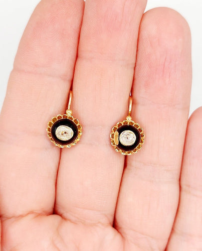 Boucles d'oreilles Dormeuses victoriennes - Boucles d’oreilles en or 18k, diamants taille ancienne et émail noir 58 Facettes A08027