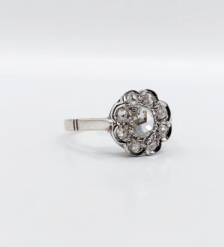 Bague 53 Bague marguerite Art déco en or blanc 18k et diamants taille rose 58 Facettes A08030
