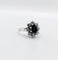 Bague 45 Bague marguerite vintage en or blanc 18k, saphir et diamants 58 Facettes A08033