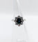 Bague 45 Bague marguerite vintage en or blanc 18k, saphir et diamants 58 Facettes A08033