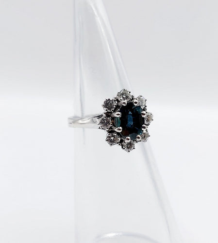 Bague 45 Bague marguerite vintage en or blanc 18k, saphir et diamants 58 Facettes A08033