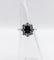 Bague 45 Bague marguerite vintage en or blanc 18k, saphir et diamants 58 Facettes A08033