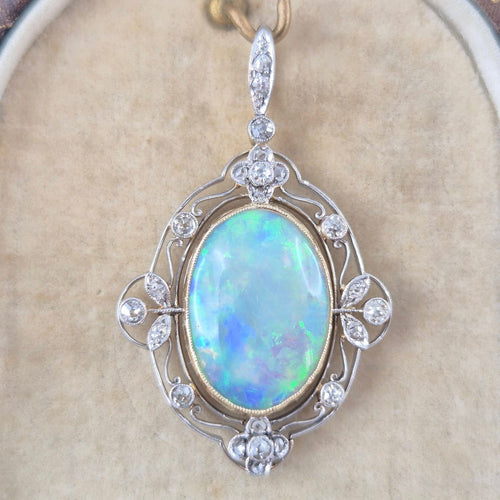 Pendentif Pendentif Art nouveau en or 18K et platine, opale et diamants 58 Facettes Pendentif-001