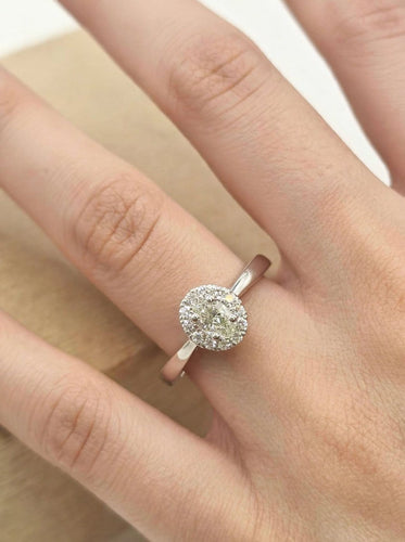 Bague 52 Bague solitaire ovale en or blanc 18k avec diamants 58 Facettes CV-149