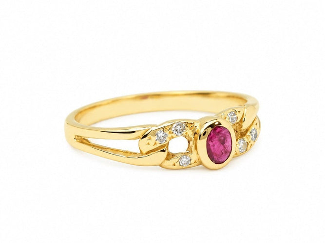 Bague 53 Bague vintage - rubis ovale 0,20 ct et diamants, or jaune 18 carats 58 Facettes 33883