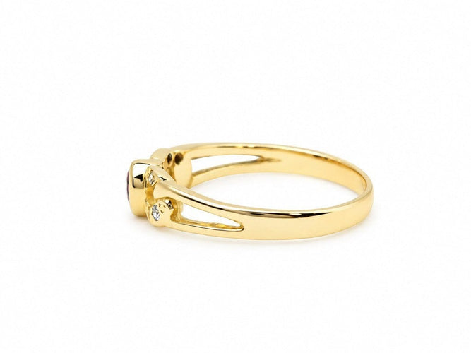 Bague 53 Bague vintage - rubis ovale 0,20 ct et diamants, or jaune 18 carats 58 Facettes 33883