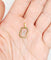 Pendentif Pendentif vintage en or 18k, lettre V et petits diamants 58 Facettes A07938