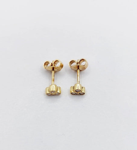 Boucles d'oreilles Puces d’oreilles vintage en or 18k et diamants 58 Facettes A07939