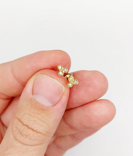 Boucles d'oreilles Puces d’oreilles vintage en or 18k et diamants 58 Facettes A07939