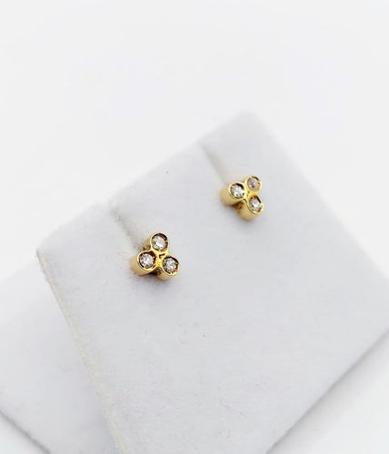 Boucles d'oreilles Puces d’oreilles vintage en or 18k et diamants 58 Facettes A07939