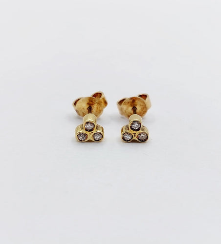 Boucles d'oreilles Puces d’oreilles vintage en or 18k et diamants 58 Facettes A07939
