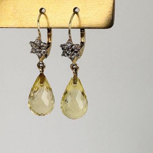 Boucles d'oreilles Boucles d’oreilles pendantes en or jaune 14k, quartz citron et diamants 58 Facettes