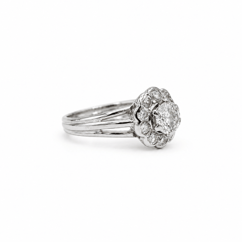 Bague 51.5 Bague marguerite en platine et diamants 58 Facettes 1.0001560/1