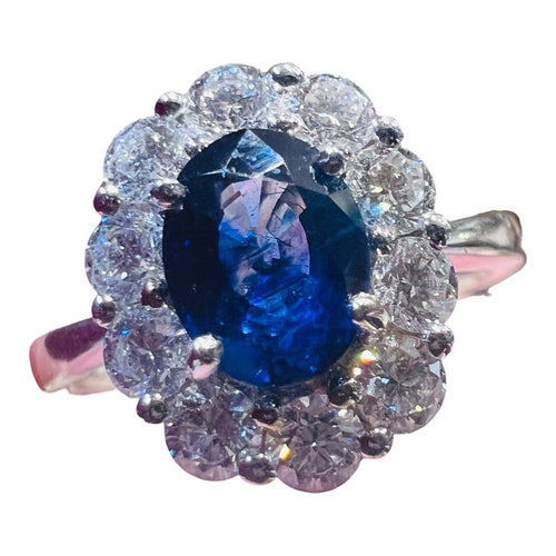 Bague 53 Bague Pompadour - Or blanc 18 carats, saphir bleu roi 1,29 ct et diamants 58 Facettes 8037 A