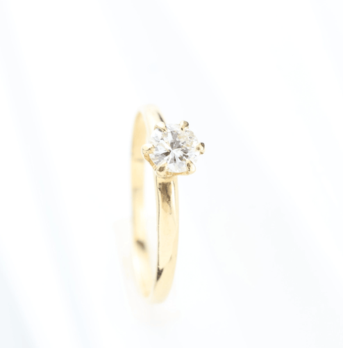 Bague 56 Bague solitaire en or jaune 18k avec diamant naturel de 0,41 ct 58 Facettes 130017