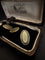 Boutons de manchette Boutons de manchette ovales en or jaune 18k et émail bleu 58 Facettes GEM51PT