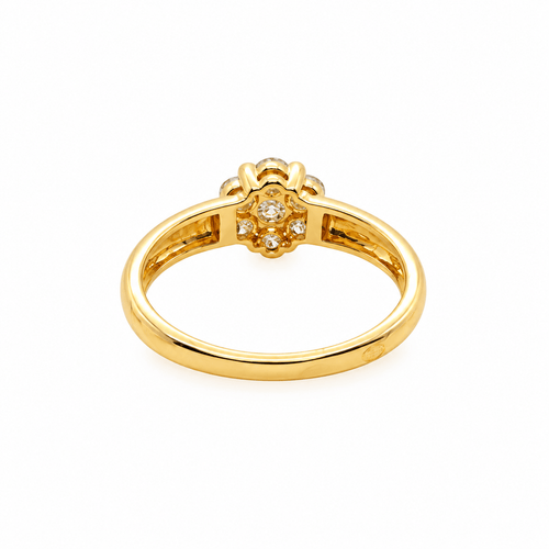 Bague 55 Bague marguerite ancienne en or jaune 18 carats avec diamants 58 Facettes Bague Marguerite Ancienne en Or Jaune 18 Carats et Diamants